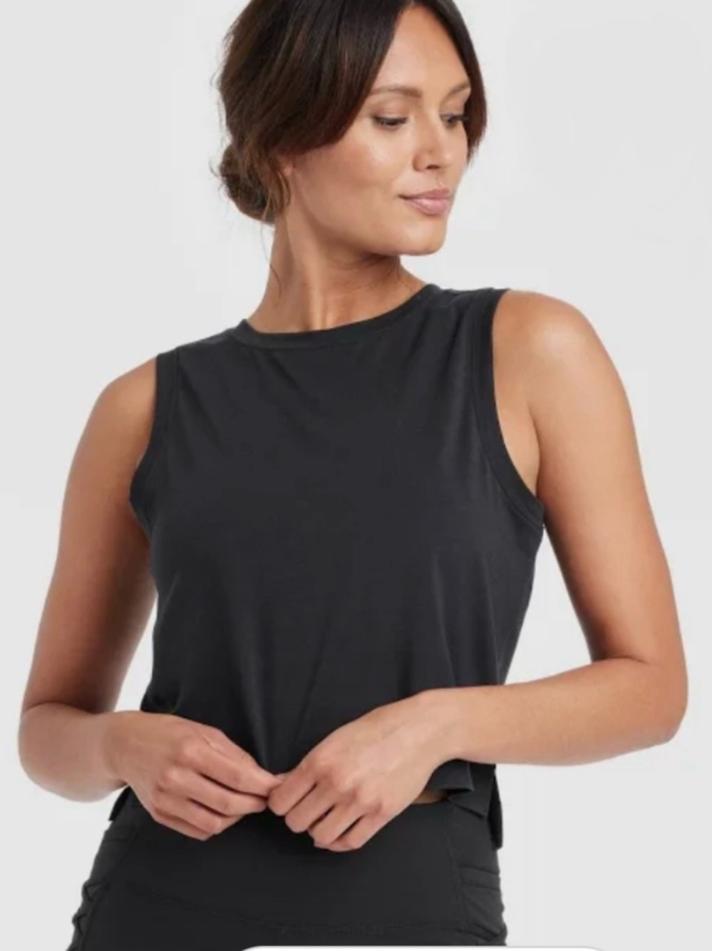 All In Motion - Women’s Black Sleeveless Crewneck Tank Top